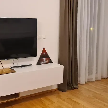 شقة Mia Milija غييكا